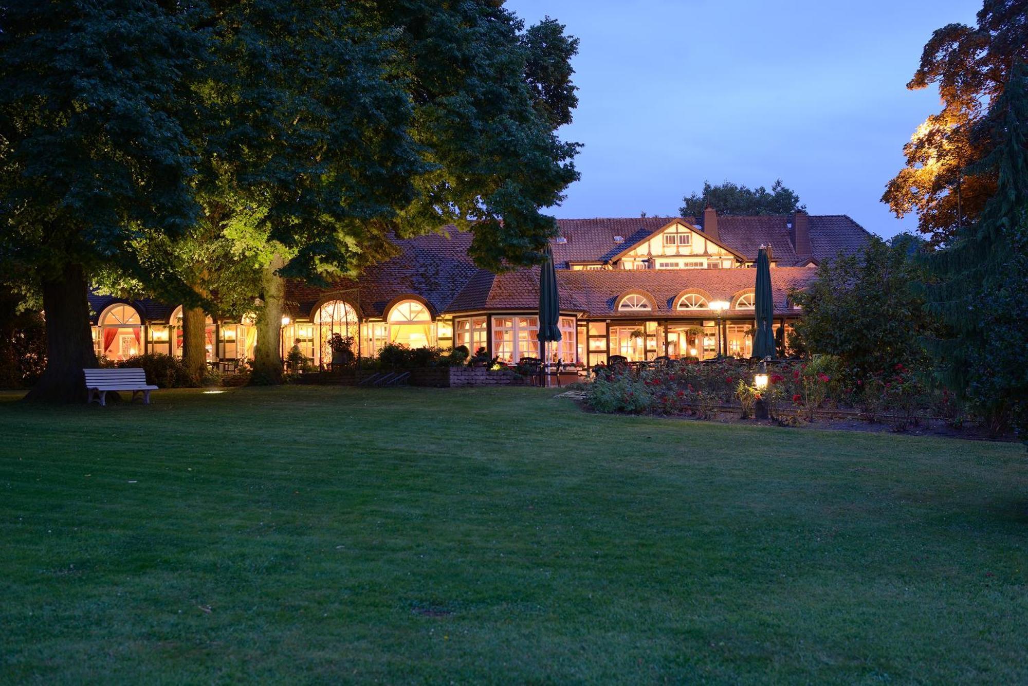 Romantik Hotel Boesehof Bad Bederkesa Buitenkant foto