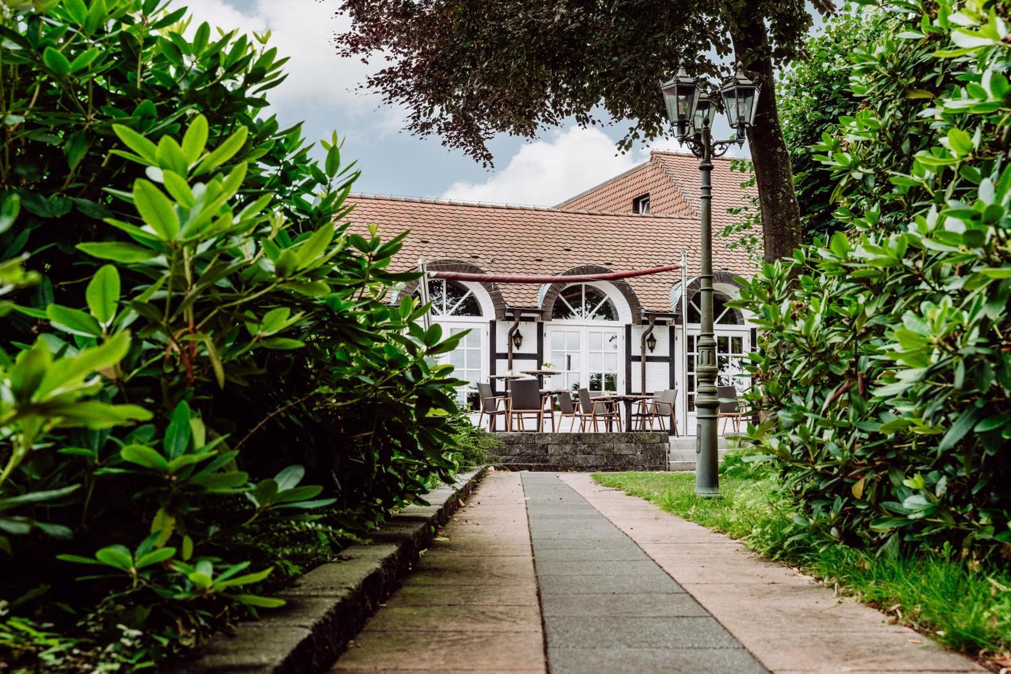 Romantik Hotel Boesehof Bad Bederkesa Buitenkant foto